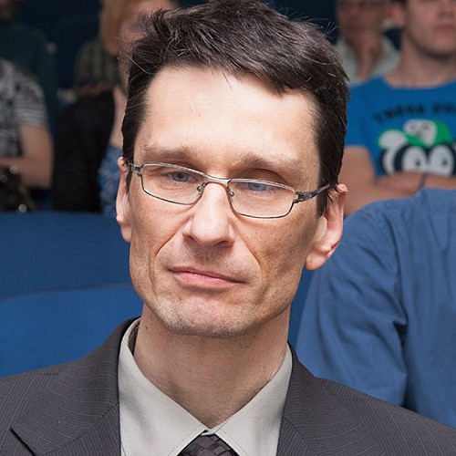 Dr. Boštjan Končar