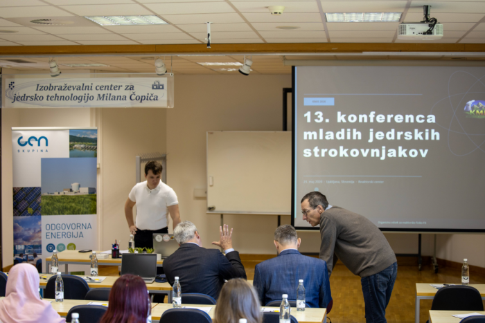 Rekordna udeležba na 13. konferenci mladih jedrskih strokovnjakov 